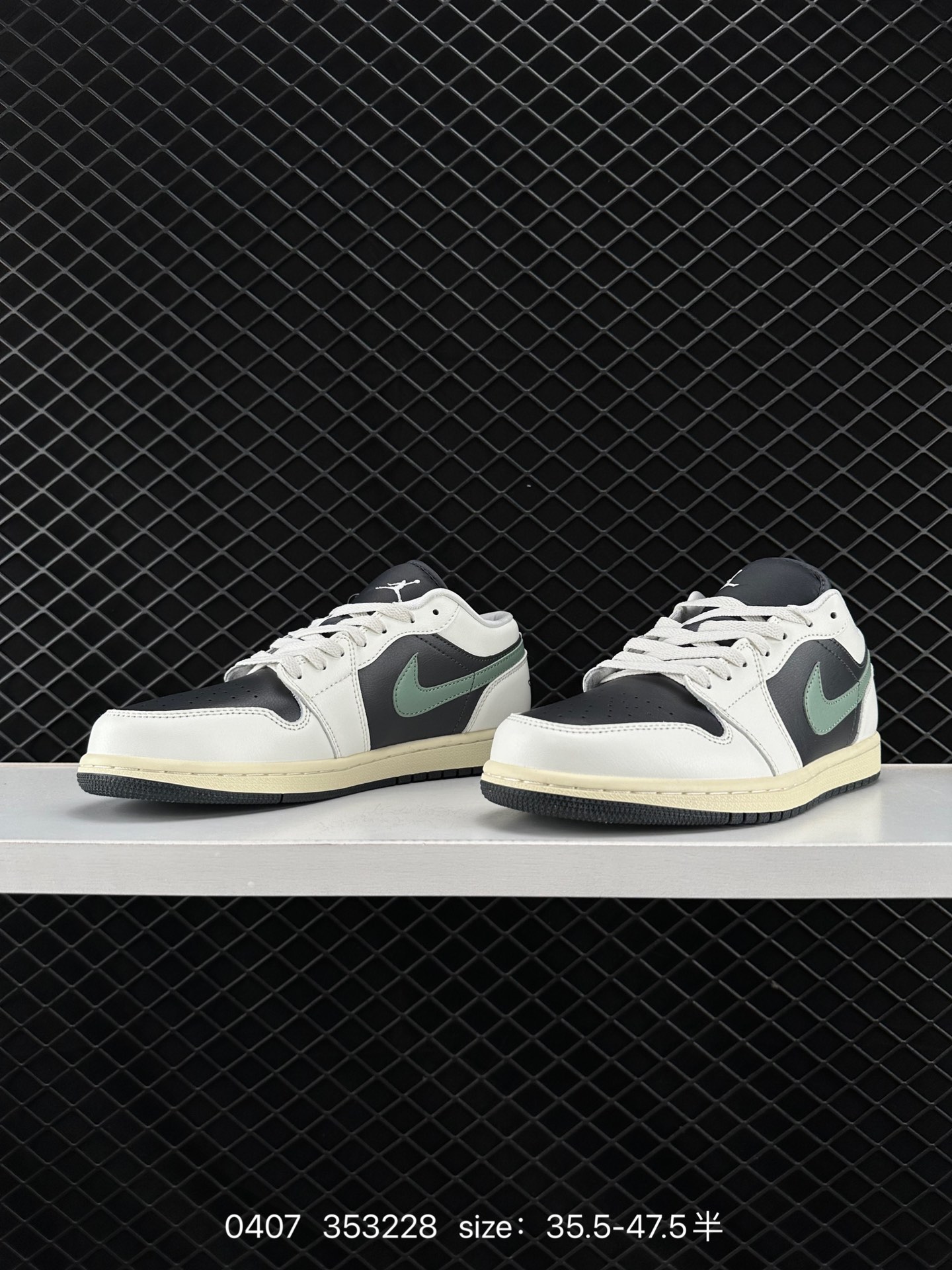 Air Jordan 1 Low AJ1